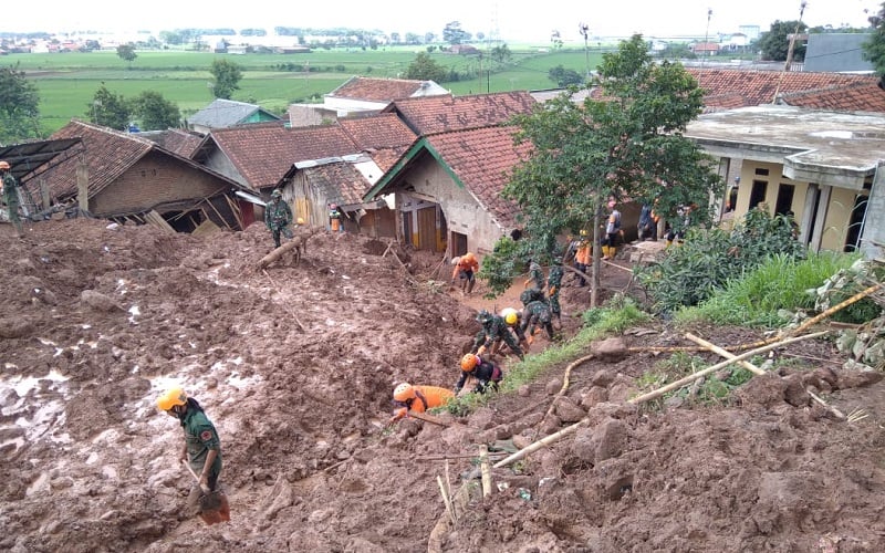 Gunung Yang Ada di Uganda Terjadi Longsor Makan 8 Korban Jiwa